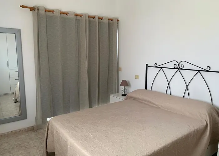 Calle Eusebio Carballo Ii *